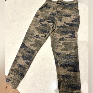 Girls R & R Camo Sweatpants